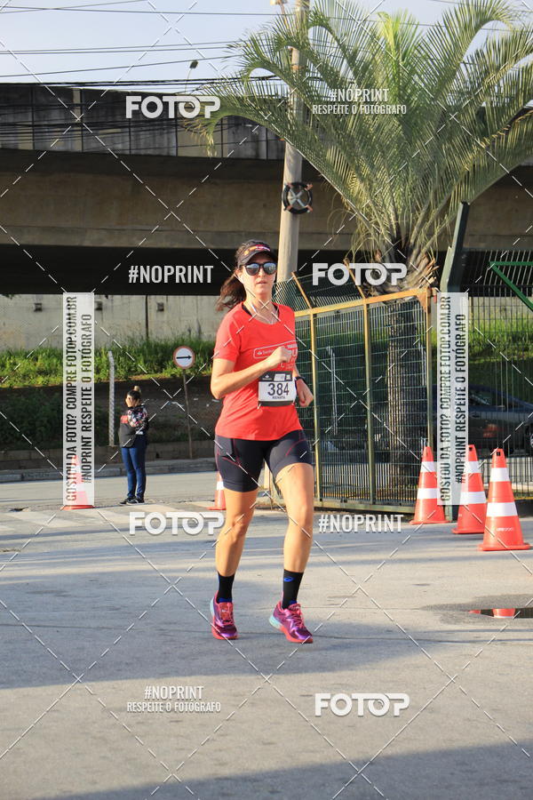 Buy your photos of the eventSantander Track & Field Run Series - Shopping Tambor on Fotop