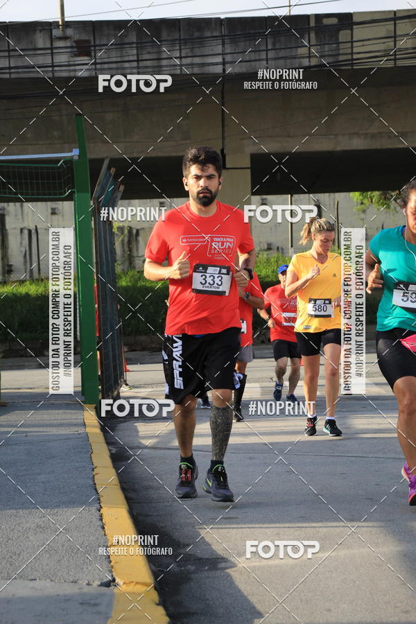 Buy your photos of the eventSantander Track & Field Run Series - Shopping Tambor on Fotop