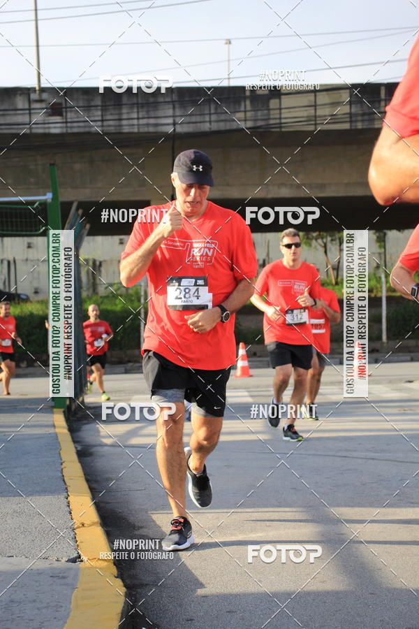 Buy your photos of the eventSantander Track & Field Run Series - Shopping Tambor on Fotop