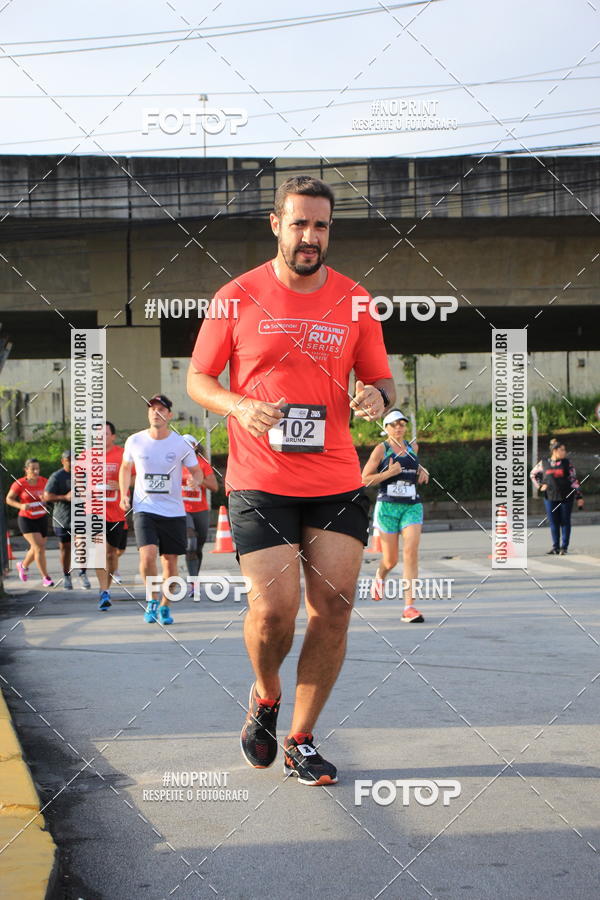 Buy your photos of the eventSantander Track & Field Run Series - Shopping Tambor on Fotop