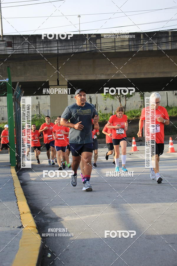 Buy your photos of the eventSantander Track & Field Run Series - Shopping Tambor on Fotop