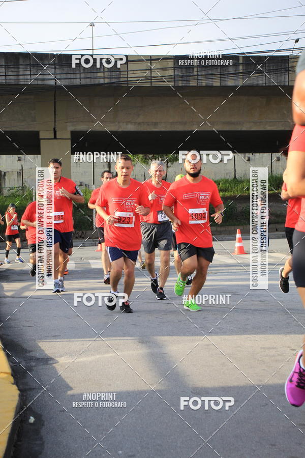 Buy your photos of the eventSantander Track & Field Run Series - Shopping Tambor on Fotop