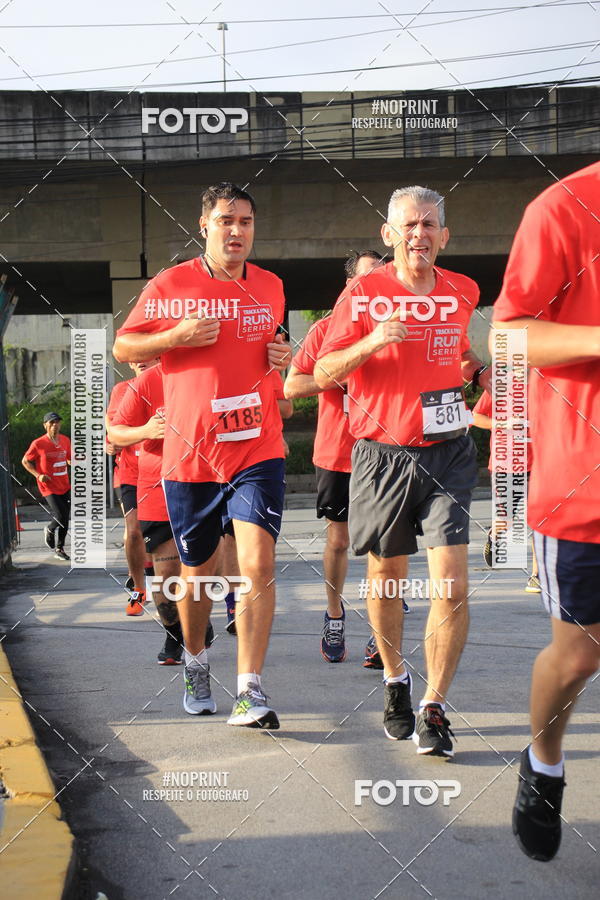 Buy your photos of the eventSantander Track & Field Run Series - Shopping Tambor on Fotop