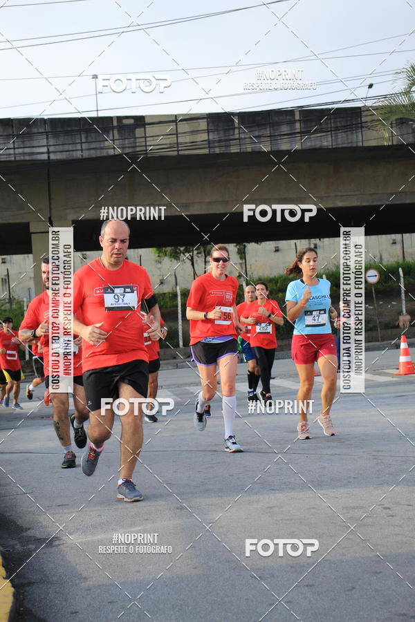 Buy your photos of the eventSantander Track & Field Run Series - Shopping Tambor on Fotop