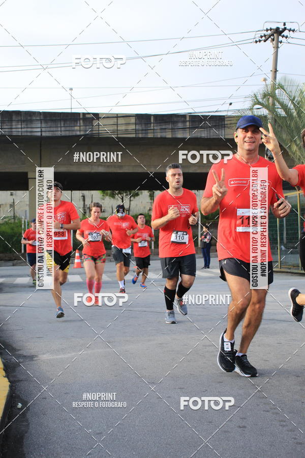 Buy your photos of the eventSantander Track & Field Run Series - Shopping Tambor on Fotop