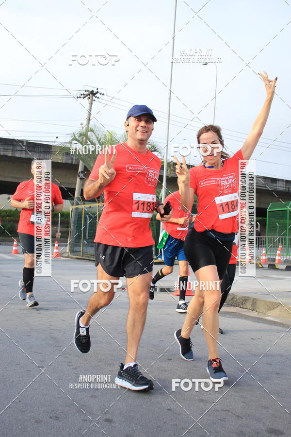 Buy your photos of the eventSantander Track & Field Run Series - Shopping Tambor on Fotop