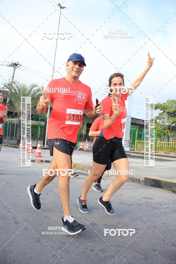 Buy your photos of the eventSantander Track & Field Run Series - Shopping Tambor on Fotop