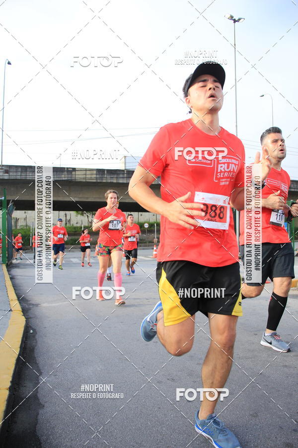 Buy your photos of the eventSantander Track & Field Run Series - Shopping Tambor on Fotop
