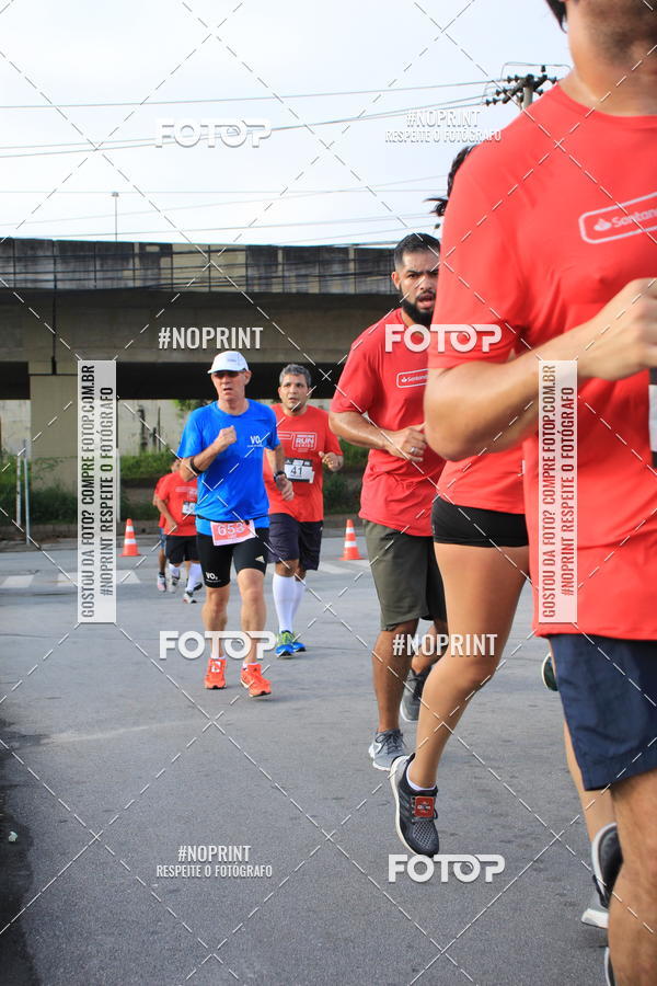 Buy your photos of the eventSantander Track & Field Run Series - Shopping Tambor on Fotop