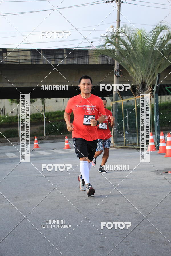 Buy your photos of the eventSantander Track & Field Run Series - Shopping Tambor on Fotop