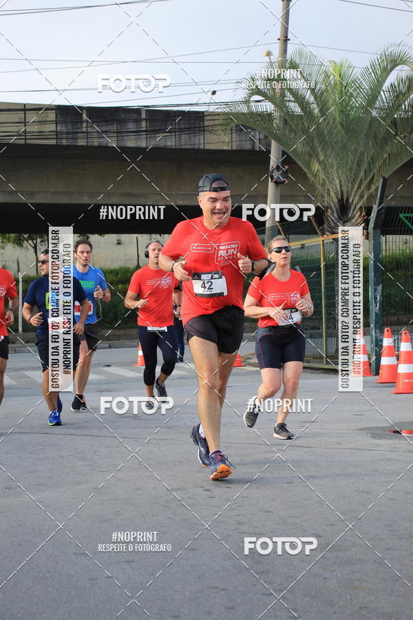 Buy your photos of the eventSantander Track & Field Run Series - Shopping Tambor on Fotop