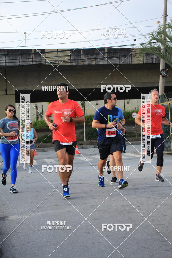Buy your photos of the eventSantander Track & Field Run Series - Shopping Tambor on Fotop