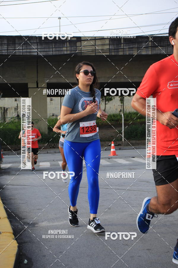 Buy your photos of the eventSantander Track & Field Run Series - Shopping Tambor on Fotop