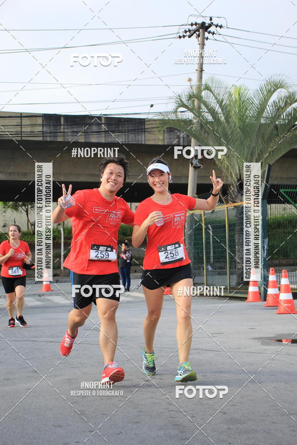 Buy your photos of the eventSantander Track & Field Run Series - Shopping Tambor on Fotop
