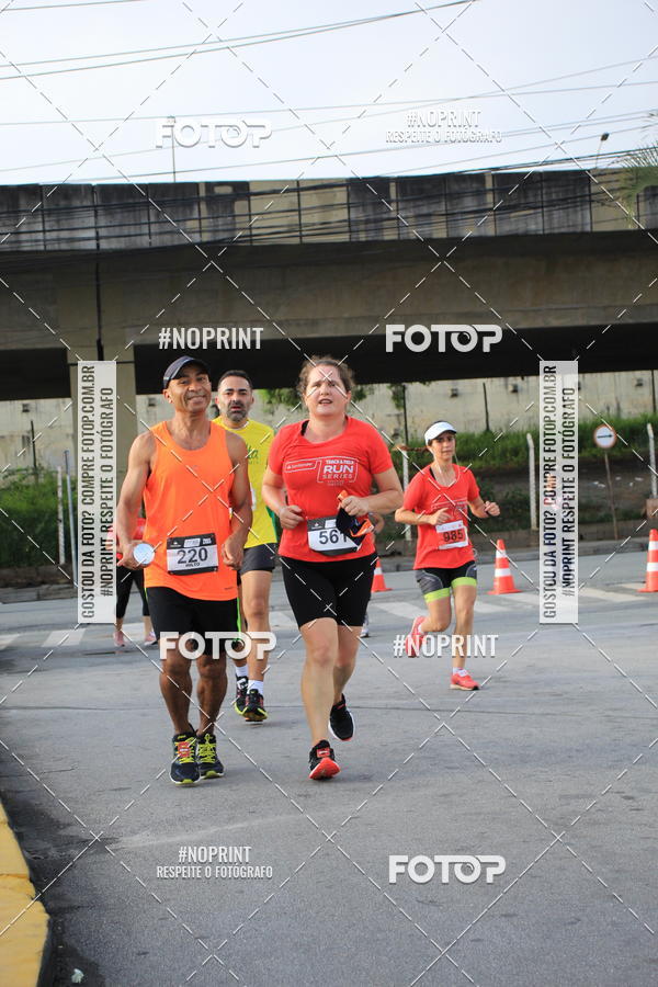 Buy your photos of the eventSantander Track & Field Run Series - Shopping Tambor on Fotop