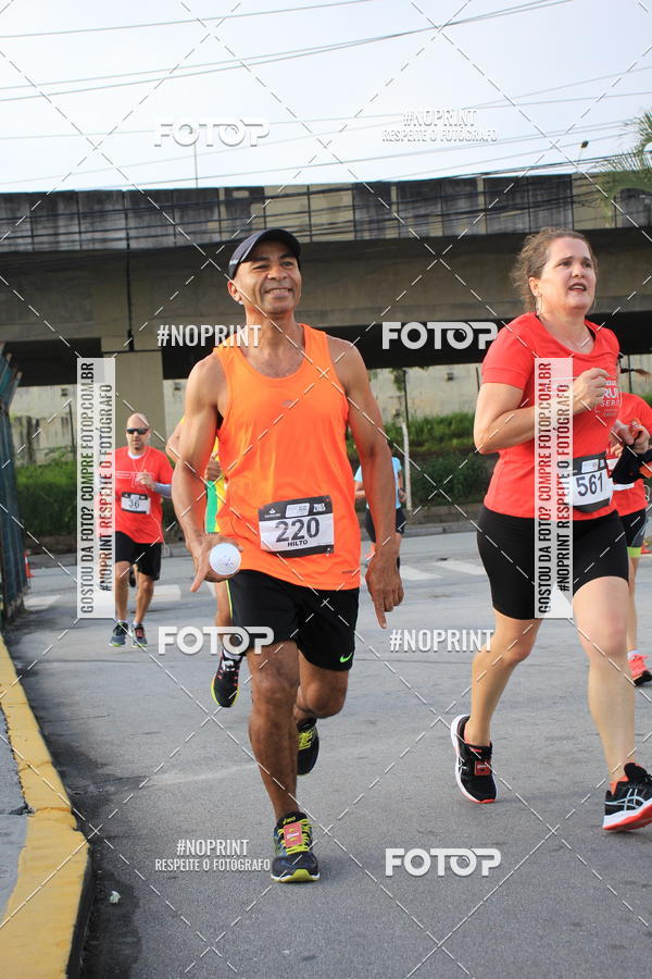 Buy your photos of the eventSantander Track & Field Run Series - Shopping Tambor on Fotop