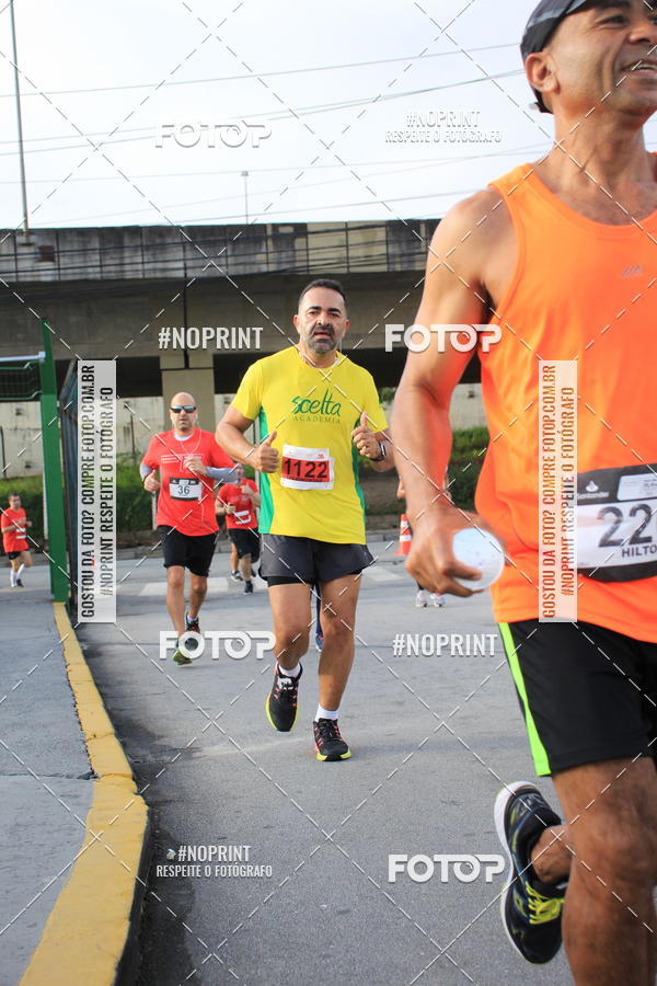 Buy your photos of the eventSantander Track & Field Run Series - Shopping Tambor on Fotop