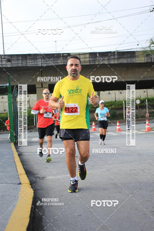 Buy your photos of the eventSantander Track & Field Run Series - Shopping Tambor on Fotop