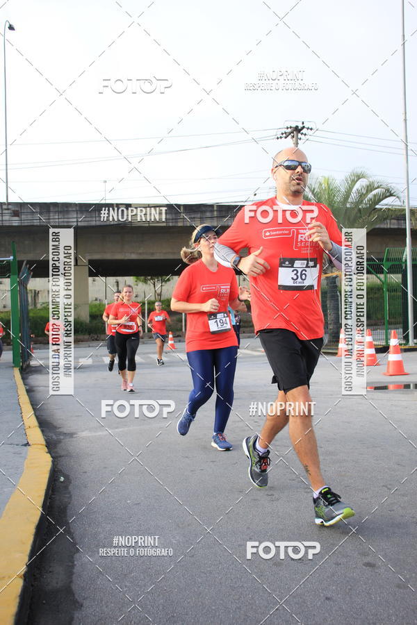Buy your photos of the eventSantander Track & Field Run Series - Shopping Tambor on Fotop