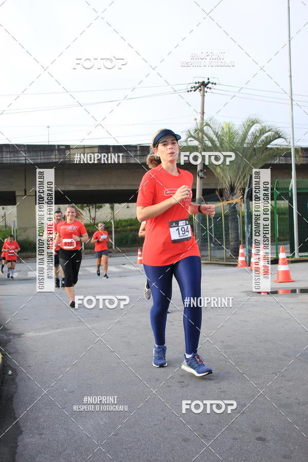 Buy your photos of the eventSantander Track & Field Run Series - Shopping Tambor on Fotop