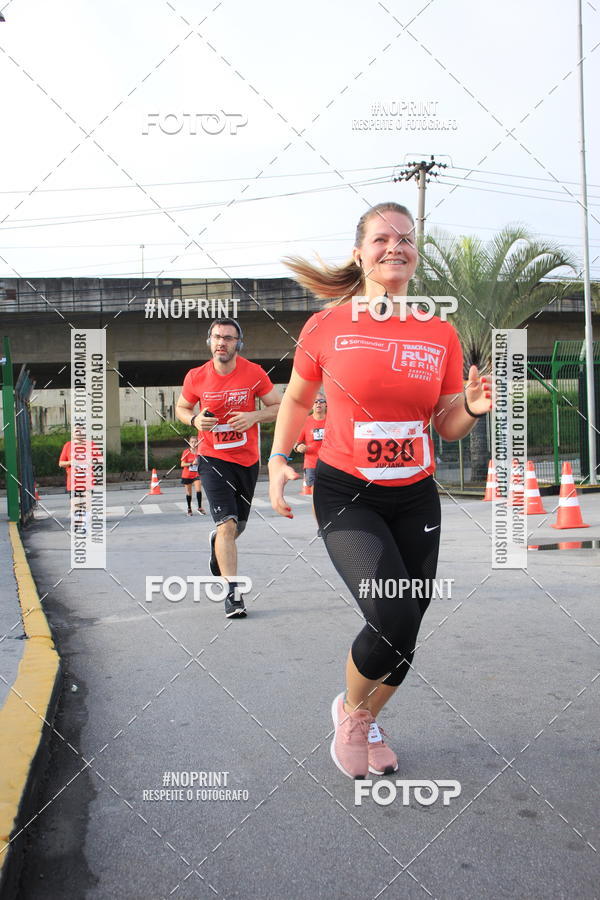 Buy your photos of the eventSantander Track & Field Run Series - Shopping Tambor on Fotop