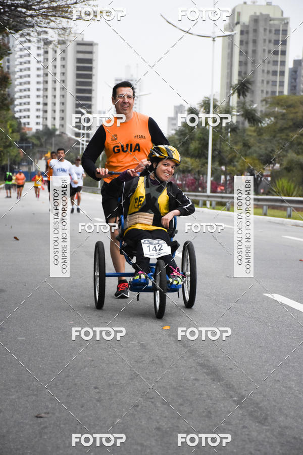 Buy your photos of the eventSantander Track & Field Run Series - Paineiras Shopping on Fotop