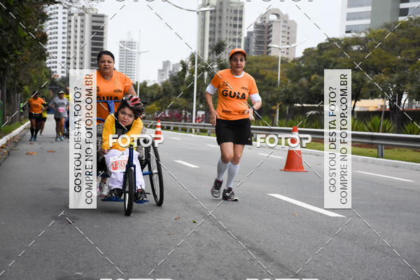 Buy your photos of the eventSantander Track & Field Run Series - Paineiras Shopping on Fotop