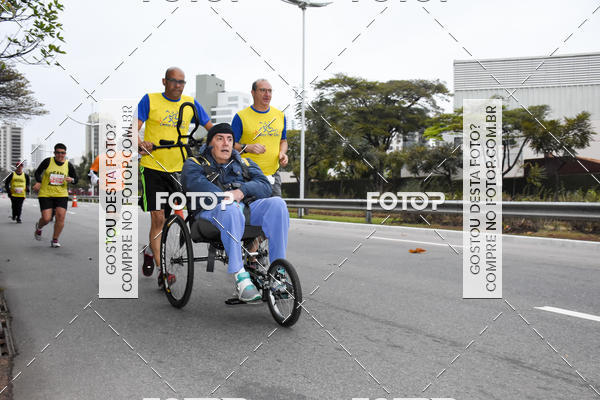 Buy your photos of the eventSantander Track & Field Run Series - Paineiras Shopping on Fotop