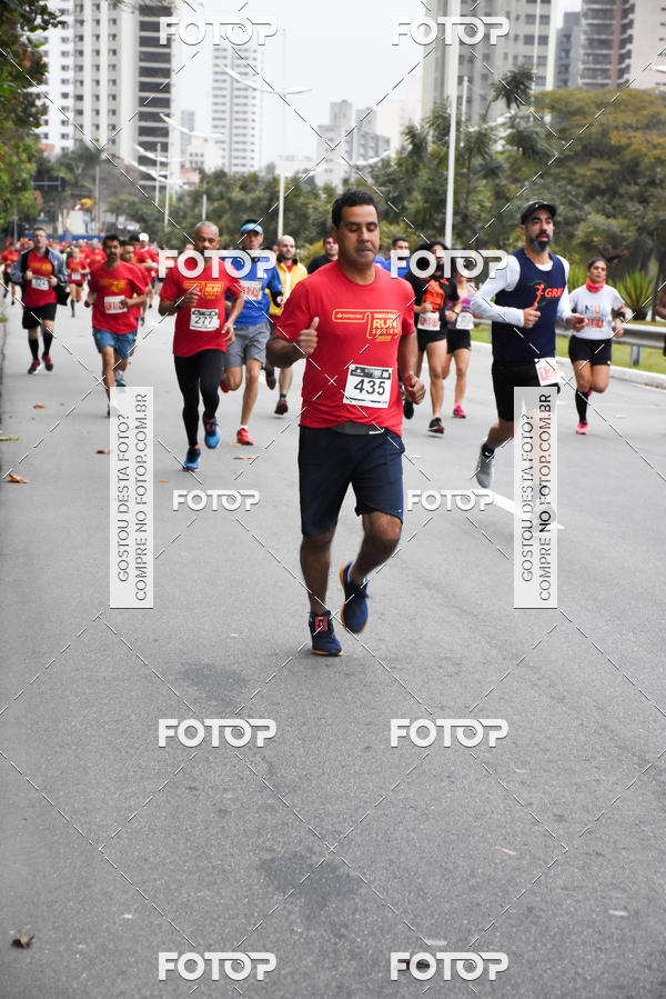 Buy your photos of the eventSantander Track & Field Run Series - Paineiras Shopping on Fotop