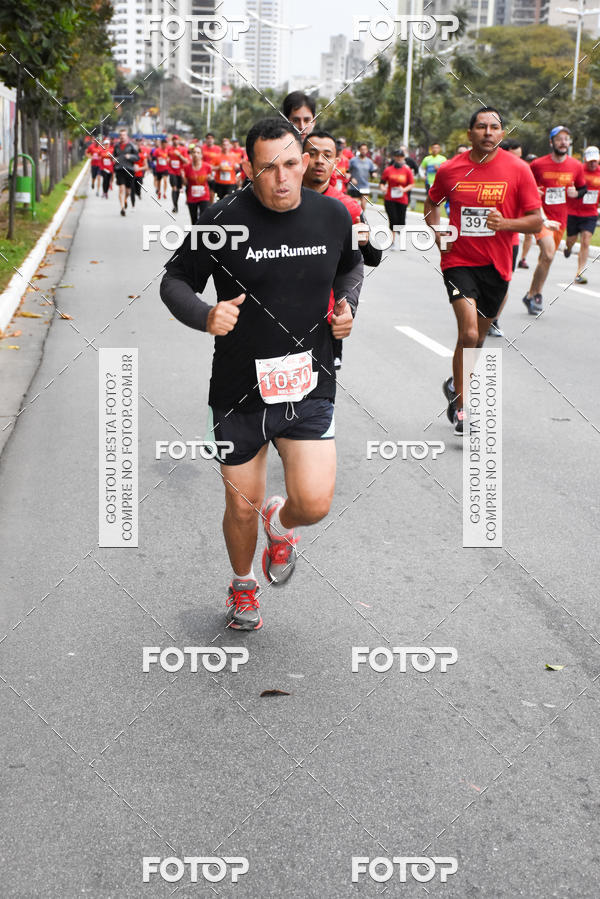 Buy your photos of the eventSantander Track & Field Run Series - Paineiras Shopping on Fotop