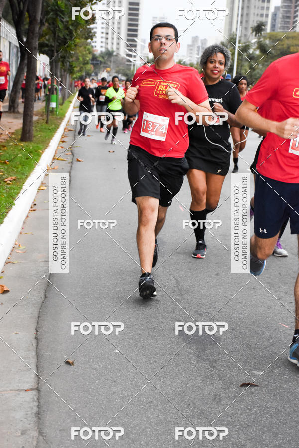 Buy your photos of the eventSantander Track & Field Run Series - Paineiras Shopping on Fotop