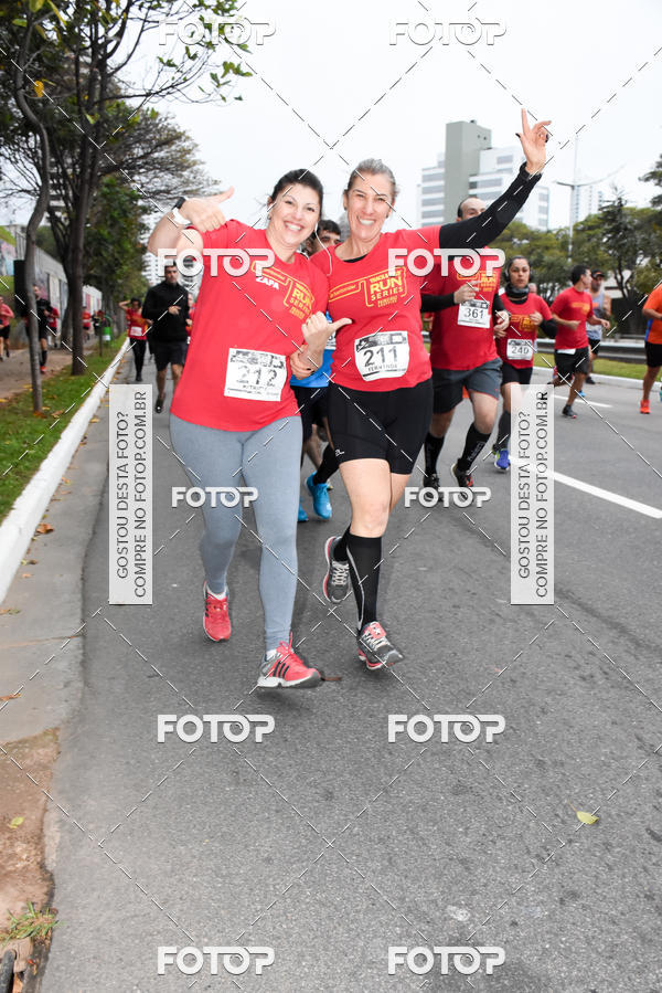 Buy your photos of the eventSantander Track & Field Run Series - Paineiras Shopping on Fotop
