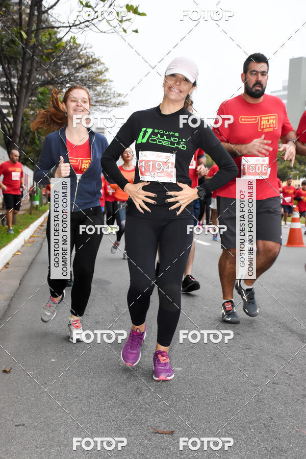 Buy your photos of the eventSantander Track & Field Run Series - Paineiras Shopping on Fotop
