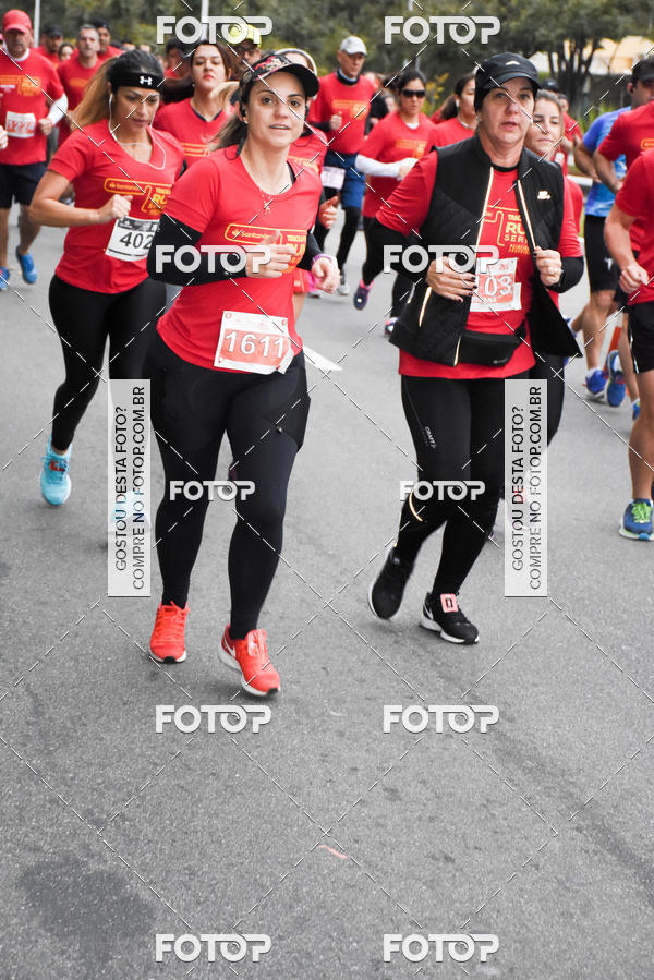 Buy your photos of the eventSantander Track & Field Run Series - Paineiras Shopping on Fotop