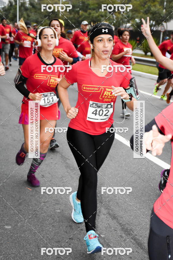 Buy your photos of the eventSantander Track & Field Run Series - Paineiras Shopping on Fotop