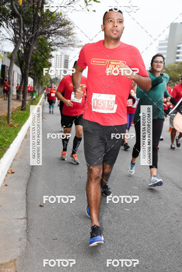 Buy your photos of the eventSantander Track & Field Run Series - Paineiras Shopping on Fotop