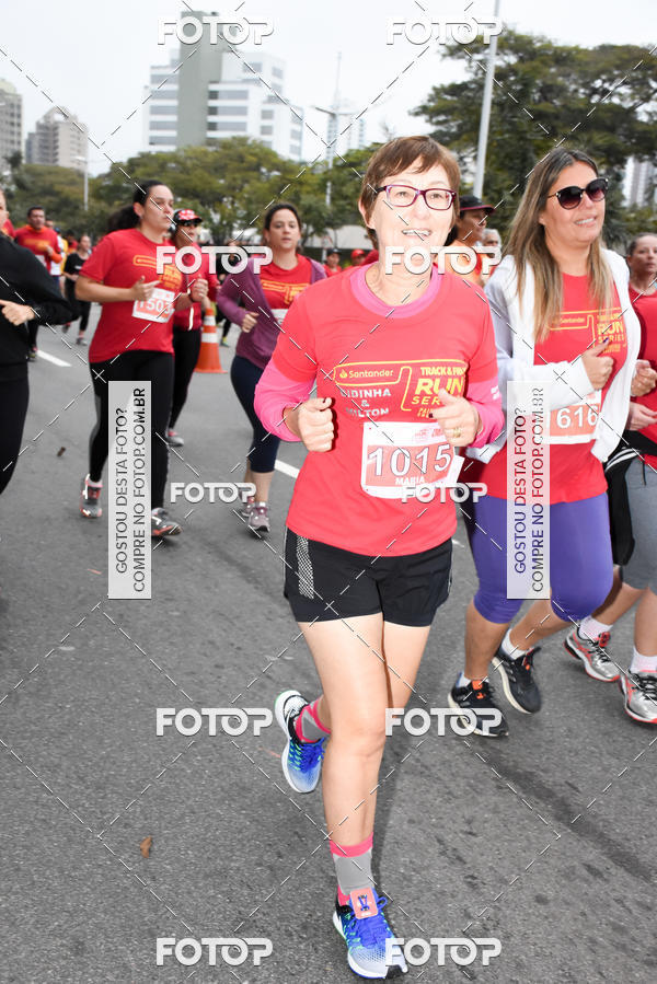 Buy your photos of the eventSantander Track & Field Run Series - Paineiras Shopping on Fotop