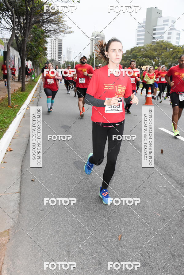 Buy your photos of the eventSantander Track & Field Run Series - Paineiras Shopping on Fotop