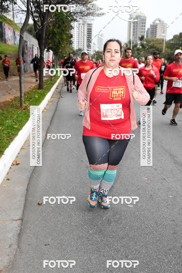 Buy your photos of the eventSantander Track & Field Run Series - Paineiras Shopping on Fotop