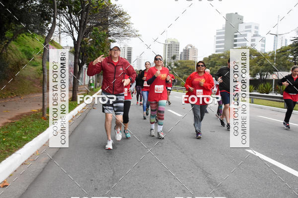 Buy your photos of the eventSantander Track & Field Run Series - Paineiras Shopping on Fotop