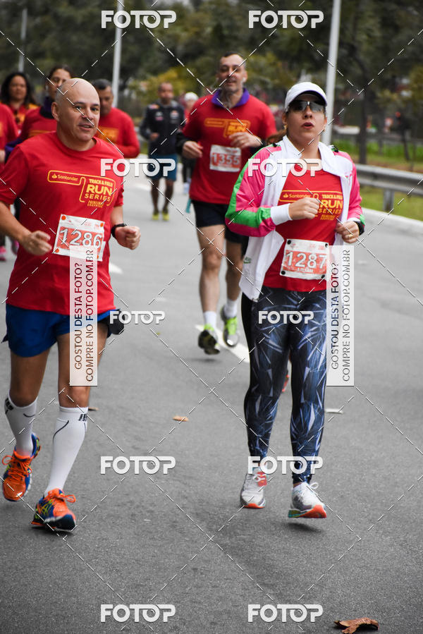 Buy your photos of the eventSantander Track & Field Run Series - Paineiras Shopping on Fotop