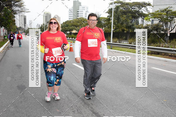 Buy your photos of the eventSantander Track & Field Run Series - Paineiras Shopping on Fotop