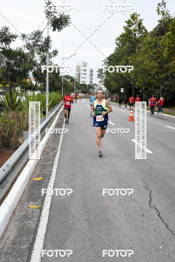 Buy your photos of the eventSantander Track & Field Run Series - Paineiras Shopping on Fotop