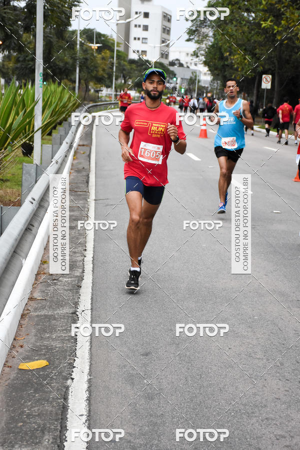Buy your photos of the eventSantander Track & Field Run Series - Paineiras Shopping on Fotop