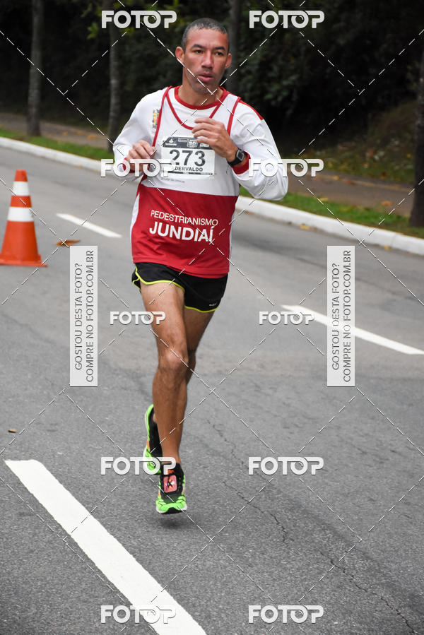 Buy your photos of the eventSantander Track & Field Run Series - Paineiras Shopping on Fotop