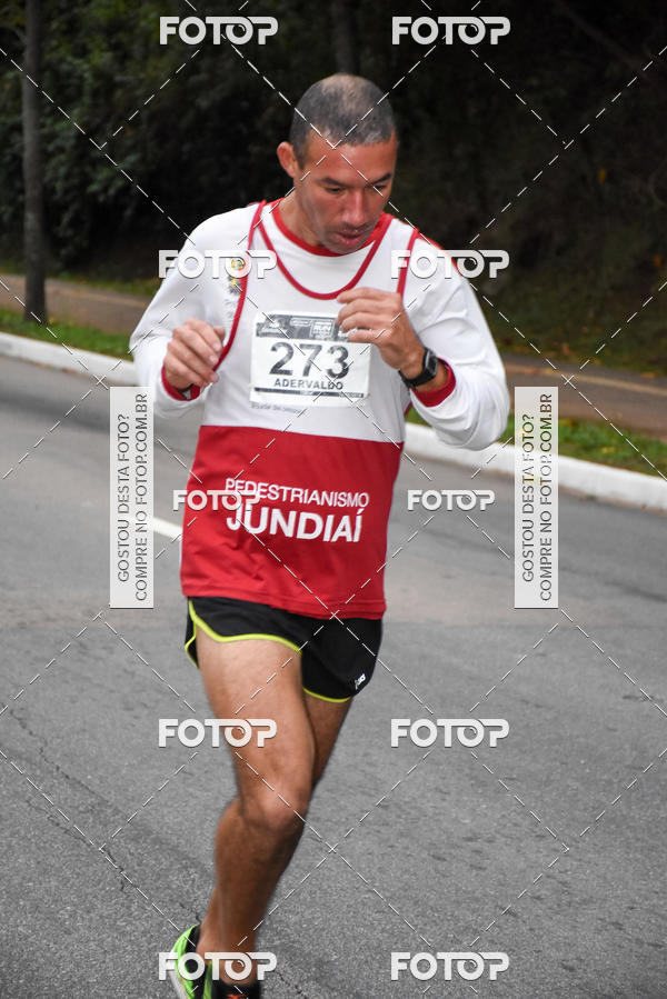 Buy your photos of the eventSantander Track & Field Run Series - Paineiras Shopping on Fotop