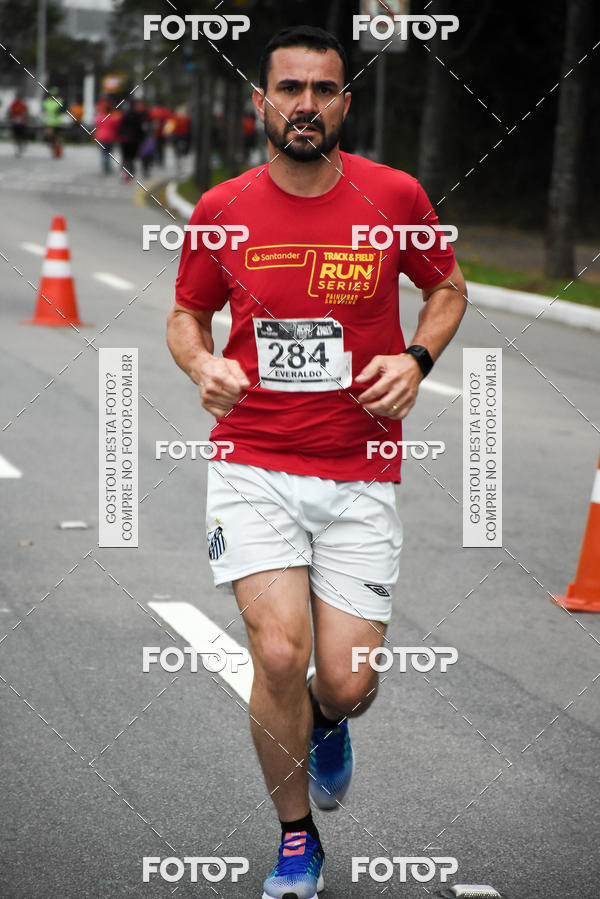 Buy your photos of the eventSantander Track & Field Run Series - Paineiras Shopping on Fotop