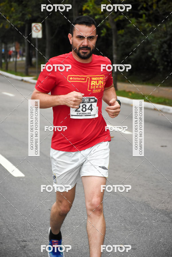 Buy your photos of the eventSantander Track & Field Run Series - Paineiras Shopping on Fotop