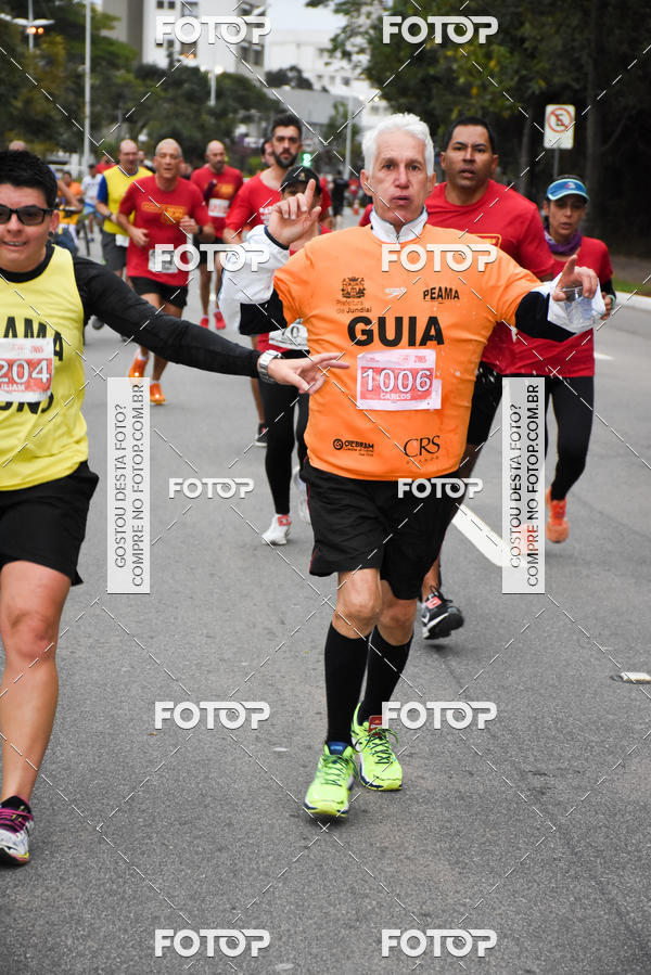 Buy your photos of the eventSantander Track & Field Run Series - Paineiras Shopping on Fotop
