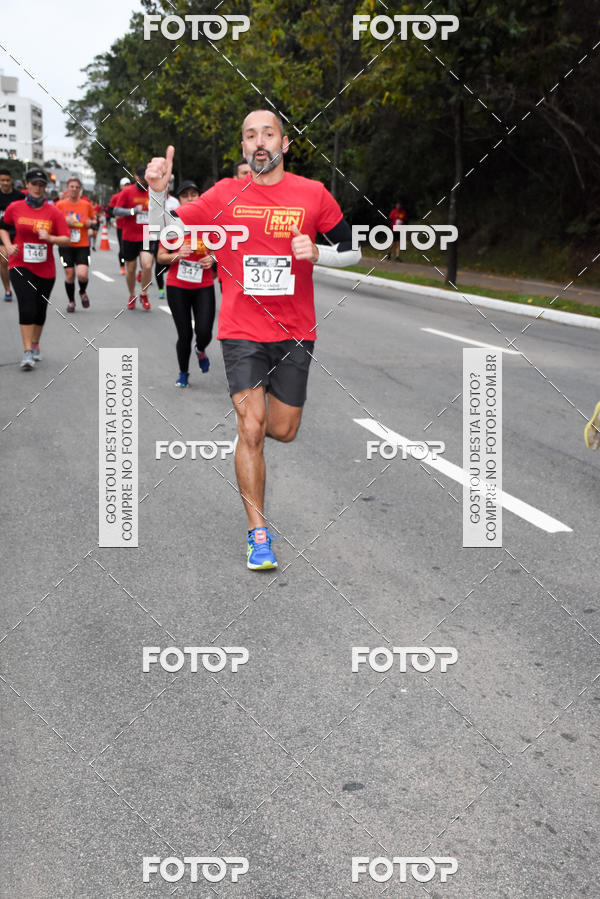Buy your photos of the eventSantander Track & Field Run Series - Paineiras Shopping on Fotop
